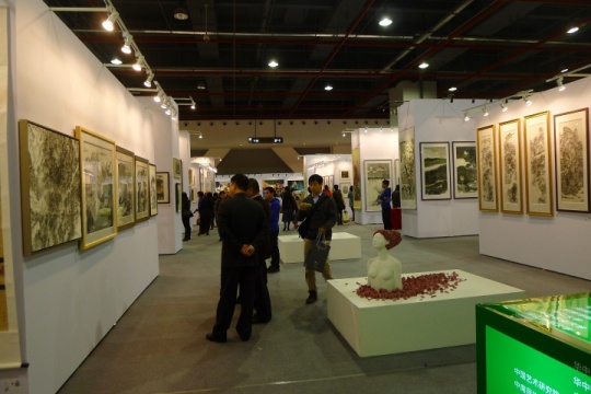 2013年大学生艺术博览会展览现场
2013年大学生艺术博览会展览现场