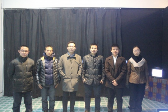 由左至右依次为:胡靖、陈明强、空间负责人郑衍方、方列丰、策展人张腾、李萌
由左至右依次为:胡靖、陈明强、空间负责人郑衍方、方列丰、策展人张腾、李萌