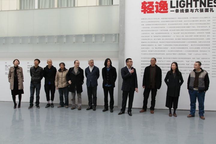 蜂巢当代艺术中心开春三展开幕仪式现场
蜂巢当代艺术中心开春三展开幕仪式现场