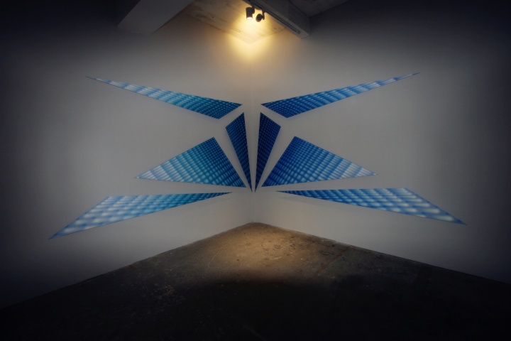 2013年李姝睿个展“问景”展览现场
2013年李姝睿个展“问景”展览现场