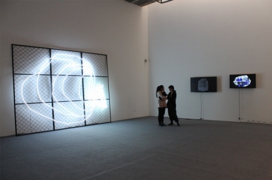 展览现场 电、光、火、石如何诠释“桀骜不驯的对象” 展览现场 电、光、火、石如何诠释“桀骜不驯的对象”