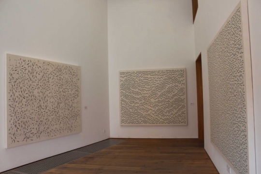 墨斋展厅 理性画面的《千灵显》系列
墨斋展厅 理性画面的《千灵显》系列