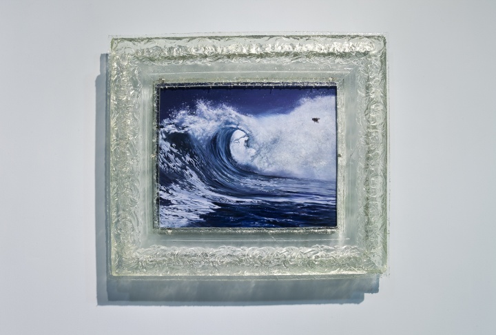 《巨浪》16×20cm 布面优化、水晶画框2013
