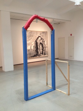 吉米·达勒姆(前)与杨诘苍(后)的两件作品皆以“凯旋门”为主题
吉米·达勒姆(前)与杨诘苍(后)的两件作品皆以“凯旋门”为主题