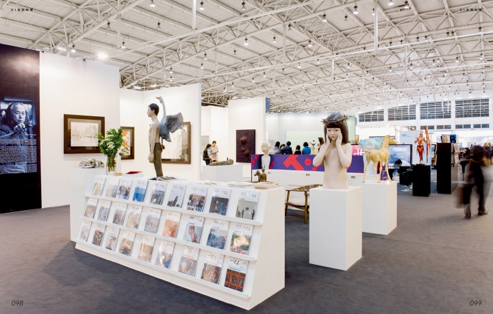 《Hi艺术》杂志在2014艺术北京的展位 摄影:董林
《Hi艺术》杂志在2014艺术北京的展位 摄影:董林