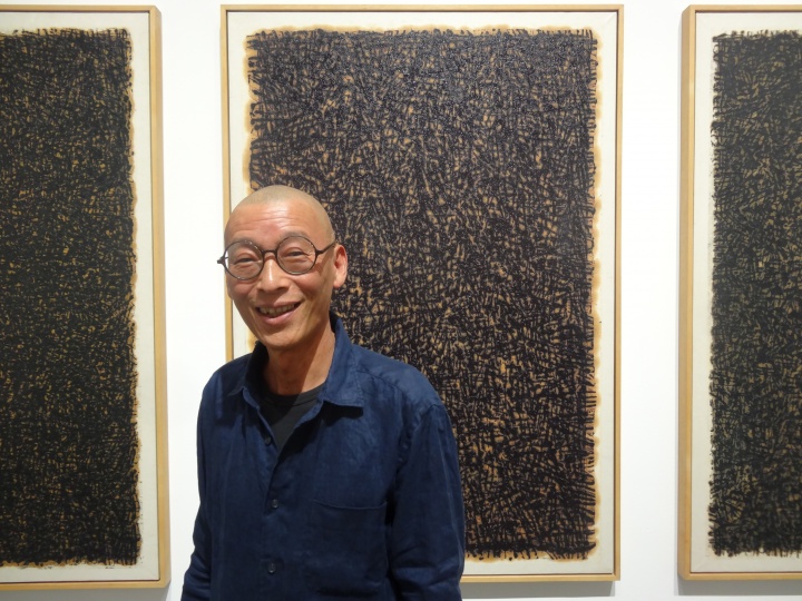 在香格纳北京于6月14号开幕的个展“黑白惑”上,申凡展出了他创作于上世纪90年代的作品
在香格纳北京于6月14号开幕的个展“黑白惑”上,申凡展出了他创作于上世纪90年代的作品
