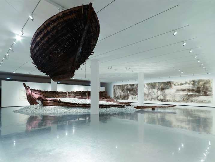 林冠艺术基金会2012年在哥本哈根空间的蔡国强个展“船家族” Photo：Anders Sune Berg © 林冠艺术基金会版权所有
