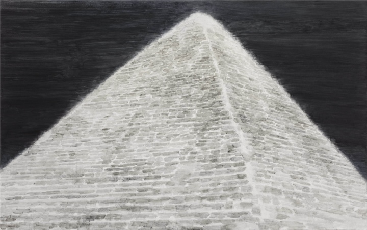 《金字塔》 200x320cm 布面油画 2014
《金字塔》 200x320cm 布面油画 2014