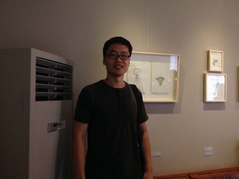 身为联合策划的艺术家朱兴国另有水彩作品《爱》与《意外》参展