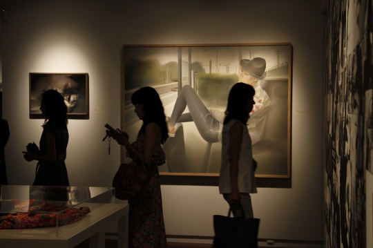 这场展览还将三位参展艺术家宋琨、韦嘉、齐星的创作带到观众面前
这场展览还将三位参展艺术家宋琨、韦嘉、齐星的创作带到观众面前