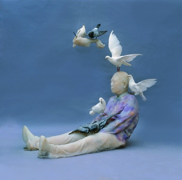 《广场10》133x85x155cm 硅橡胶 2014
《广场10》133x85x155cm 硅橡胶 2014