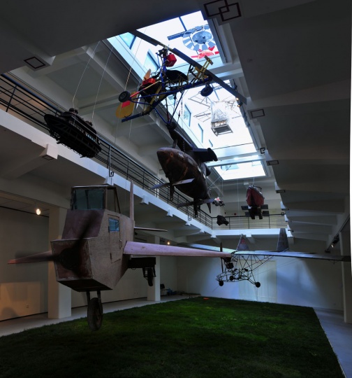 2010年,展览“农民达芬奇”首次亮相于上海外滩美术馆
2010年,展览“农民达芬奇”首次亮相于上海外滩美术馆