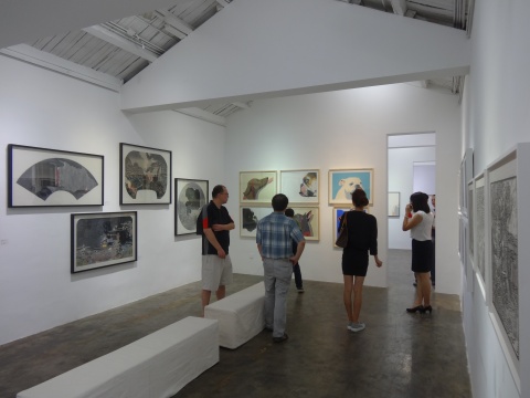 西五艺术中心的展厅彼此相邻、错落有致
西五艺术中心的展厅彼此相邻、错落有致