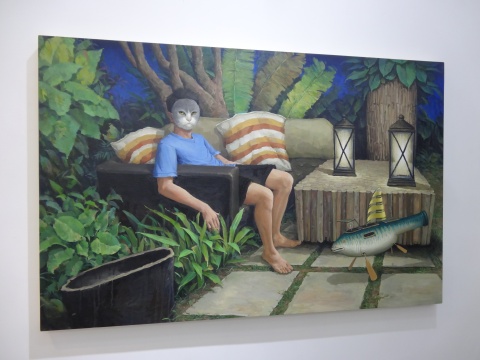 刘艺超《大猫与他的玩具》110x170cm 布面油画 2014
刘艺超《大猫与他的玩具》110x170cm 布面油画 2014