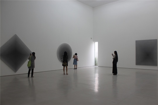 展览现场 2014年作品《无题》
展览现场 2014年作品《无题》