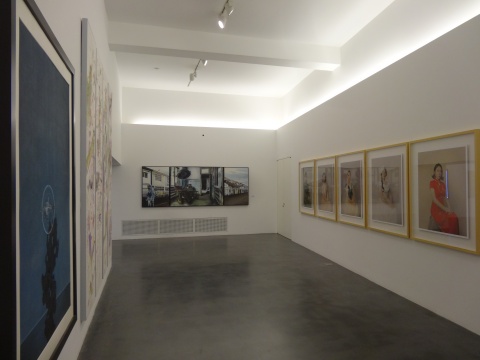 有些作品中似乎还带有着一些大师的影子
有些作品中似乎还带有着一些大师的影子