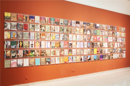 《美术文献》创刊至今20年来的杂志封面及封底，时间承载的正是他们记录的。 
