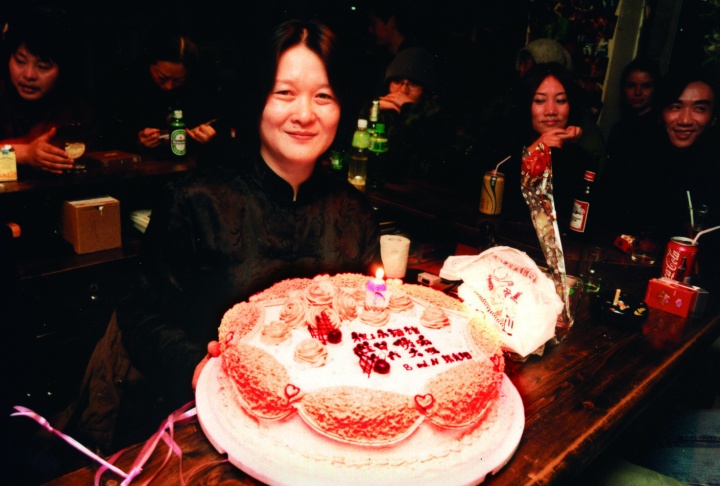 唐姐和小酒馆六周年的生日蛋糕
