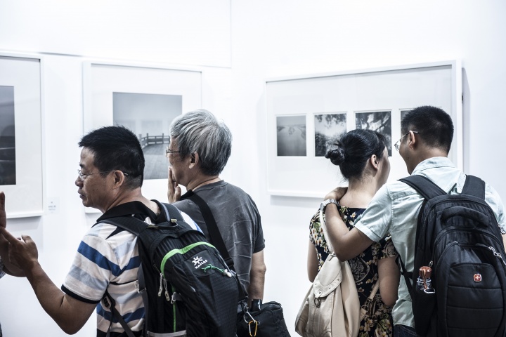 “上海艺术影像展”是中国大陆第一次出现针对影像艺术的博览会 副本
“上海艺术影像展”是中国大陆第一次出现针对影像艺术的博览会 副本