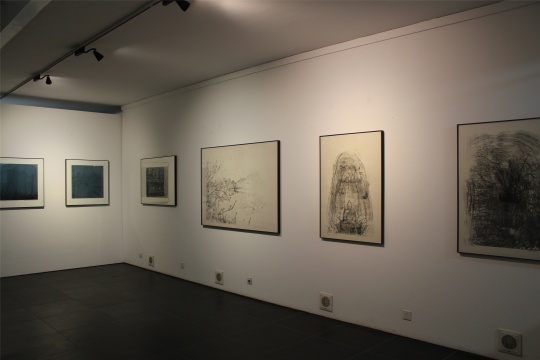 近期作品,简化画面,更单纯直接地表达内心
近期作品,简化画面,更单纯直接地表达内心