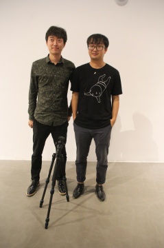 策展人王麟、林书传
策展人王麟、林书传