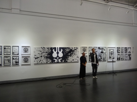 于桥艺术空间开幕的“一淳漫展•世界汤”,是漫画在798艺术区并不多见的一次亮相
于桥艺术空间开幕的“一淳漫展•世界汤”,是漫画在798艺术区并不多见的一次亮相