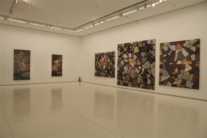 2013年4月,西安美术馆推出了薛松大型个展“碎片时代”
2013年4月,西安美术馆推出了薛松大型个展“碎片时代”