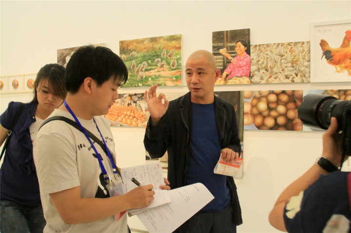 2011年6月,西安美术馆展出了首个当代艺术个案——方力钧“从符号到解析”
2011年6月,西安美术馆展出了首个当代艺术个案——方力钧“从符号到解析”