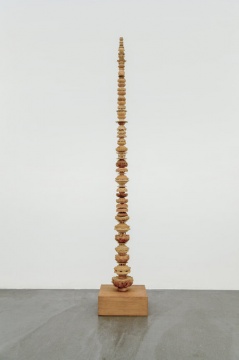 倪有鱼作品 《浮屠》 40x40x23cm 木、钢 2013-2014
倪有鱼作品 《浮屠》 40x40x23cm 木、钢 2013-2014