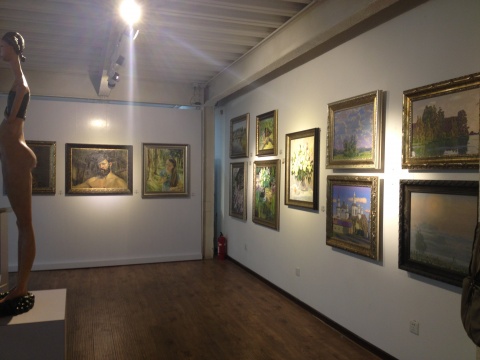 二层展厅现场
二层展厅现场