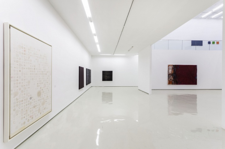 2014年，伴随偏锋新艺术中心的“抽象第七回展“在画廊开幕
