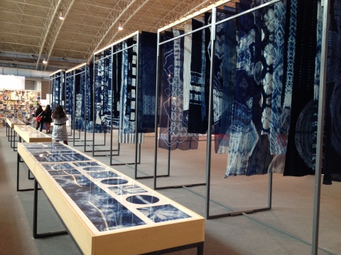 2014年“天鹤奖”中国国际青年设计师大赛获奖作品展单元中,服装设计十分抢眼
2014年“天鹤奖”中国国际青年设计师大赛获奖作品展单元中,服装设计十分抢眼