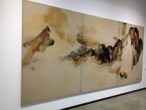 《青·山-033》 220X480cm 综合材料
《青·山-033》 220X480cm 综合材料