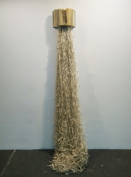 康超  《书之雕塑》  15X24cm  展开高度2M  2011

