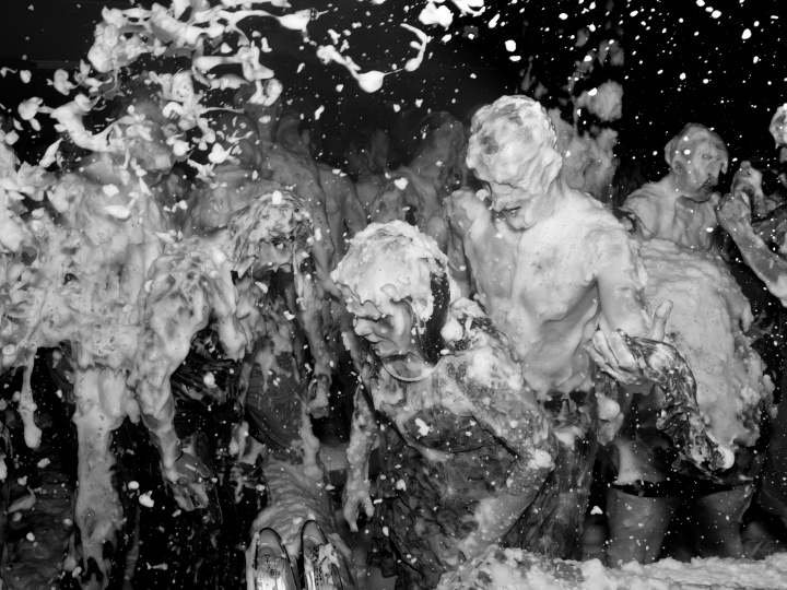《Crazy Legs Saloon. Watertown, New York. 2012》 © Alec Soth,Courtesy: Sean Kelly, New York
《Crazy Legs Saloon. Watertown, New York. 2012》 © Alec Soth,Courtesy: Sean Kelly, New York
