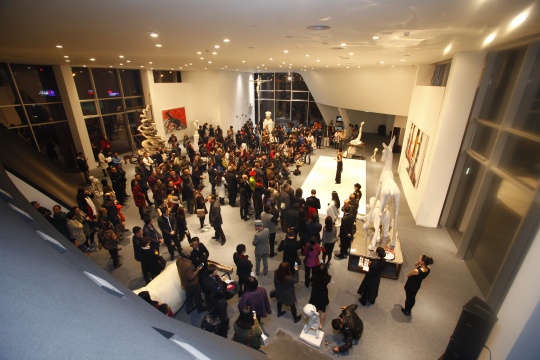 百得利携手任思鸿荣耀呈现“日再日”个人艺术展