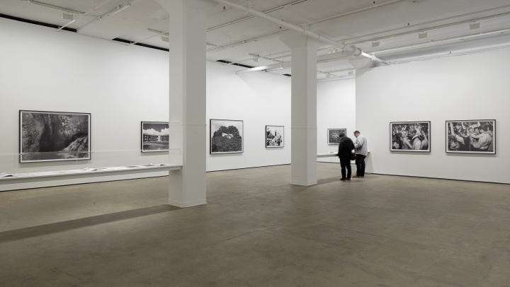 Alec Soth 种在Instagram里的小棕蘑菇 Alec Soth 种在Instagram里的小棕蘑菇