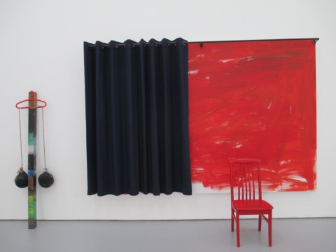 《Jannis Kounellis + Sarah Lucas + Lynda Benglis + Guillaume Leblon》和《John Zurier + Koji EnoKura + Tom Burr》
《Jannis Kounellis + Sarah Lucas + Lynda Benglis + Guillaume Leblon》和《John Zurier + Koji EnoKura + Tom Burr》