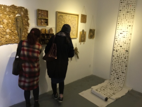 展览呈现了多种材质与形式的艺术创作
展览呈现了多种材质与形式的艺术创作