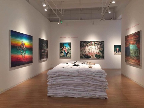 董鹤展览“冷记忆”现场
董鹤展览“冷记忆”现场