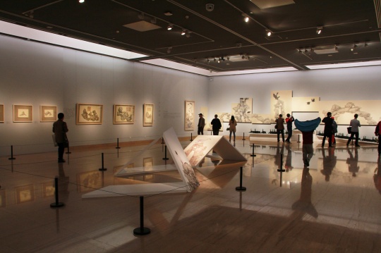 “时空·流痕”喻慧中国美术馆作品展展览现场
“时空·流痕”喻慧中国美术馆作品展展览现场