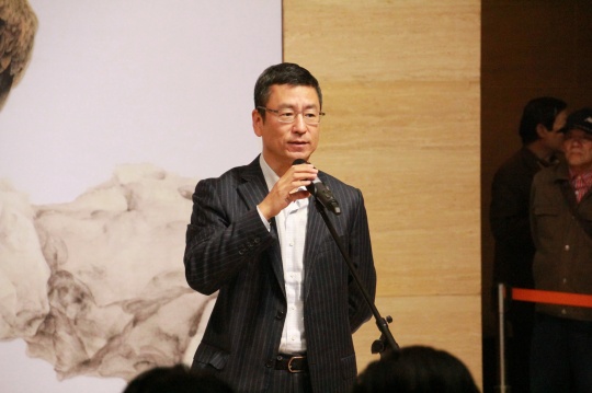 时空流痕喻慧中国美术馆作品展著名主持人白岩松主持
时空流痕喻慧中国美术馆作品展著名主持人白岩松主持