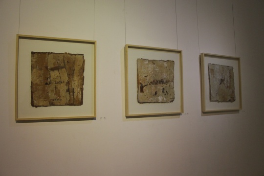 《迹·像16》、《迹·像17》、《迹·像18》 50×60cm 纸上丙烯 2015 《迹·像16》、《迹·像17》、《迹·像18》 50×60cm 纸上丙烯 2015