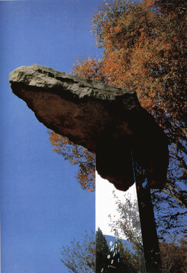 关根伸夫《空相》,1970年,©关根伸夫 关根伸夫《空相》,1970年,©关根伸夫