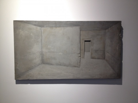 《毛坯房之十二》 120×66cm 混凝土 2015
《毛坯房之十二》 120×66cm 混凝土 2015