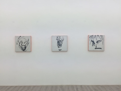 周轶伦个展“Go◼d Finder” 将黑店开进站台中国 周轶伦个展“Go◼d Finder” 将黑店开进站台中国