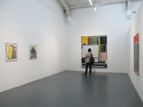 展厅里侧作品现场
展厅里侧作品现场