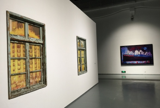 李青 “邻窗”系列作品
李青 “邻窗”系列作品
