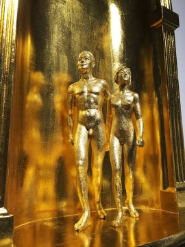 李青 《人类伴侣》局部 100×55.5×24cm 综合材料 2015
李青 《人类伴侣》局部 100×55.5×24cm 综合材料 2015
