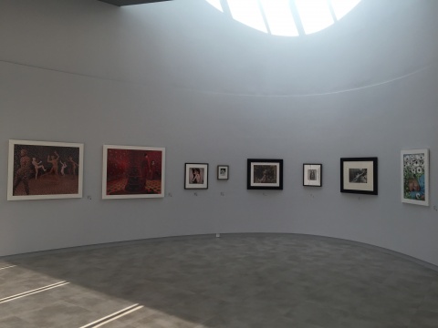 艺术中心以靳宏伟先生的收藏作为开幕展,作品全面而丰富 艺术中心以靳宏伟先生的收藏作为开幕展,作品全面而丰富